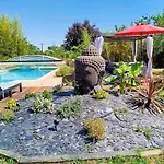 Layon With Shared Pool *