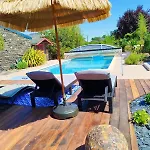 Layon With Shared Pool Les Garennes-Sur-Loire