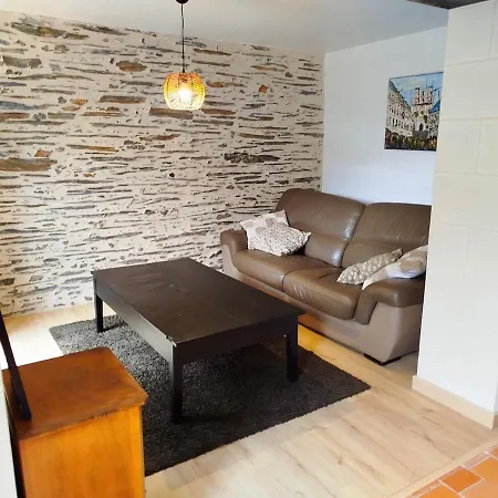 Layon With Shared Pool *