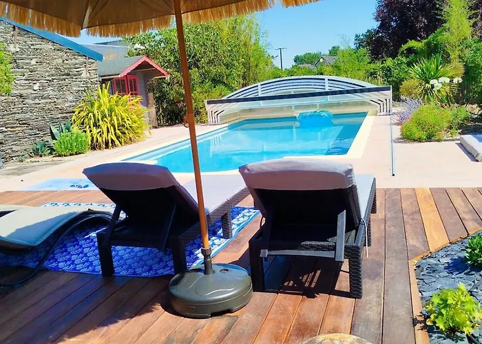 Layon With Shared Pool Les Garennes-Sur-Loire