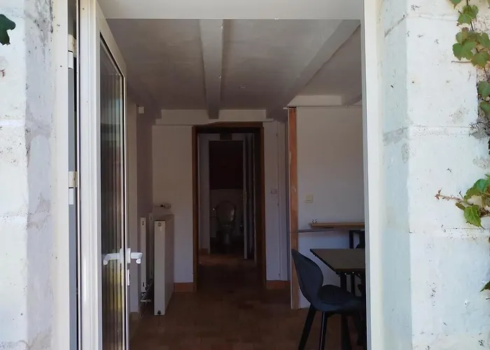 Layon With Shared Pool 公寓 *